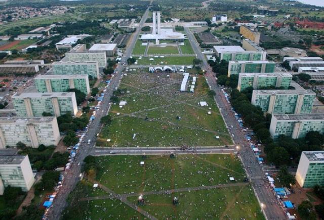Parlamentares evangélicos preparam ação contra o ministro Gilberto Carvalho e uma marcha pela vida,