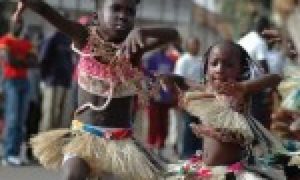 Cristianismo já é maior que Islã no continente africano Cristianismo já é maior que Islã no continente africano