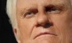 Evangelista Billy Graham comemora 94 anos de idade e comenta vitória de Barack Obama