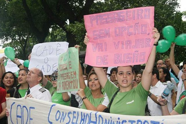 Ministério notifica Gol para troca de passagens da Webjet sem custo