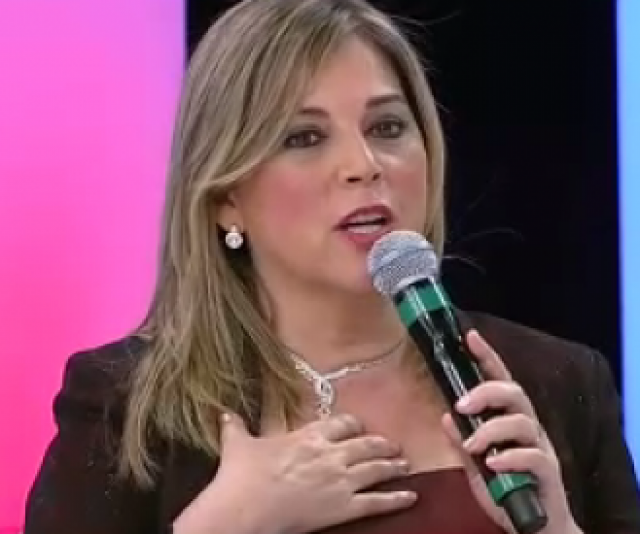Conselho de Psicologia volta a ordenar que Marisa Lobo apague todas as referências de que é cristã;