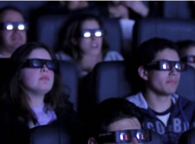 Cinemas são obrigados higienizar óculos 3D no DF: contra conjuntivite