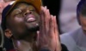 NBA faz cultos antes dos jogos NBA faz cultos antes dos jogos