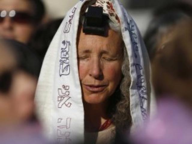 Mulheres conquistam o direito de orar no Muro das Lamentações