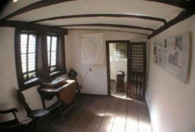 Textos originais escritos por Martinho Lutero são roubados de museu