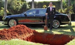 Chiquinho Scarpa anuncia ‘enterro’ de carro de luxo