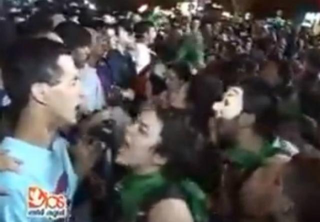 Ativistas agridem cristãos que oravam em igreja durante protesto