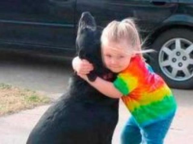 Menina de 4 anos emociona o mundo ao escrever carta para Deus e recebe resposta; Entenda