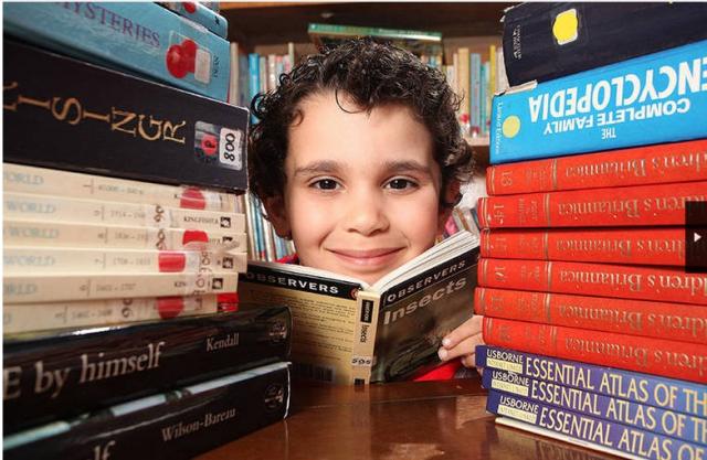 Com só 4 anos, menino gênio tem o mesmo QI que Albert Einstein