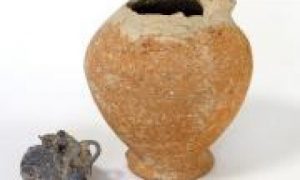 Escavações em Abel Beth Maaca revelaram jóias de prata em vaso de cerâmica com 3200 anos de idade Escavações em Abel Beth Maaca revelaram jóias de prata em vaso de cerâmica com 3200 anos de idade