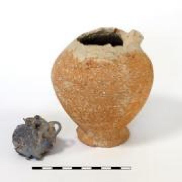 Escavações em Abel Beth Maaca revelaram jóias de prata em vaso de cerâmica com 3200 anos de idade
