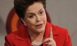 Privilegiar o pequeno negócio é estratégico para o desenvolvimento do país, afirma Dilma