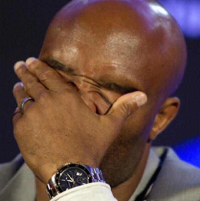 Anderson Silva revela medo de voltar a chutar