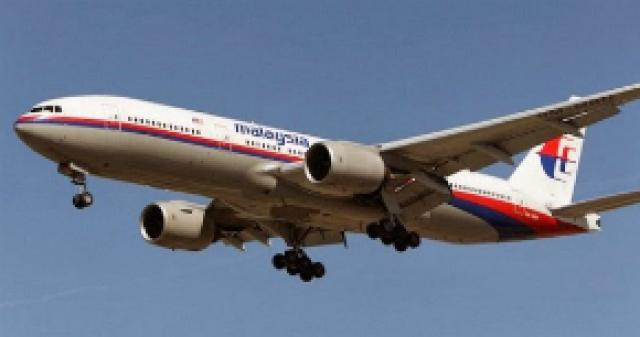 Avião da Malásia foi alvo de terrorismo e passageiros estão vivos, diz jornal russo