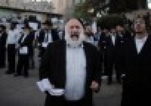 Judeus ultraortodoxos protestam em Jerusalém pelo controle do Cenáculo