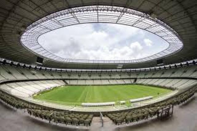 The Guardian: Porque o futebol merece mais do que o presidente tóxico da Fifa