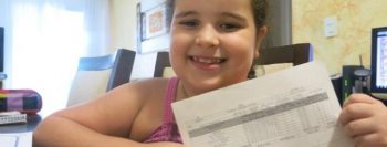 Um ano inteiro só de notas 10 na escola: aluna dá a receita