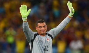 Goleiro da Colômbia comemora recorde de jogador mais velho da Copa do Mundo Goleiro da Colômbia comemora recorde de jogador mais velho da Copa do Mundo