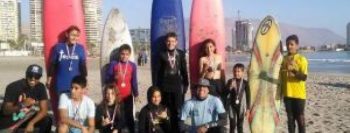 Missionário brasileiro usa surf para evangelizar no Chile