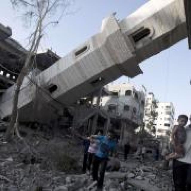 Repórter Palestina de Jornal Finlandês: Hamas Dispara Mísseis Contra Israel de Dependências de Hospi