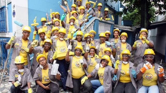 Projeto Mão na Massa abre vagas em cursos de construção civil para mulheres