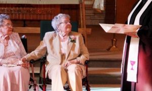 Idosas se casam depois de 72 anos juntas nos Estados Unidos