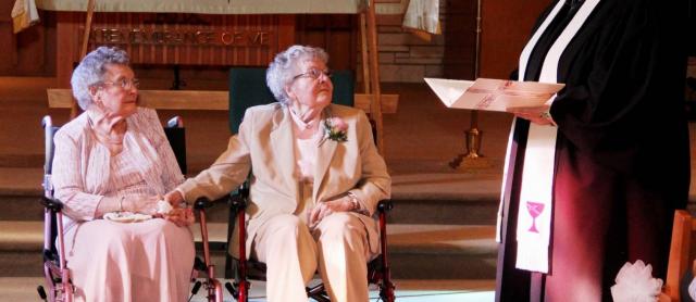 Idosas se casam depois de 72 anos juntas nos Estados Unidos