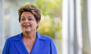 Dilma afirma que fará todo o possível para ressarcir recursos desviados da Petrobras