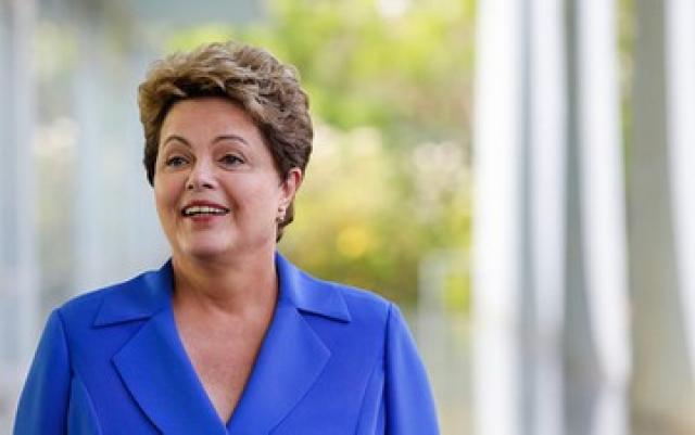 Dilma afirma que fará todo o possível para ressarcir recursos desviados da Petrobras