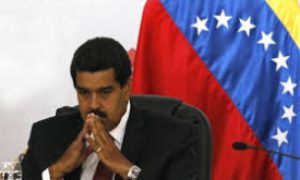 Maduro pede ajuda ao Brasil para enfrentar crise na Venezuela Maduro pede ajuda ao Brasil para enfrentar crise na Venezuela