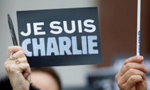 Líder católico é criticado ao dizer que ‘muçulmanos têm o direito de estar com raiva’ do Charlie Heb