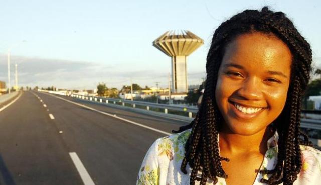Jovem de Feira é aceita em nove universidades dos    EUA