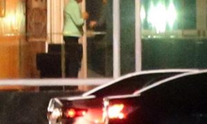 Dilma reúne presidentes de partidos aliados no Palácio da Alvorada Dilma reúne presidentes de partidos aliados no Palácio da Alvorada