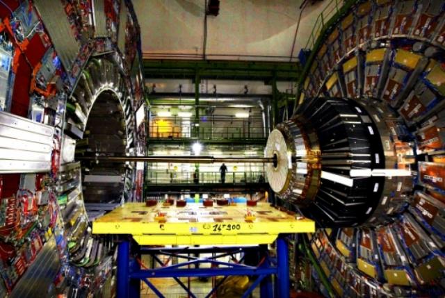 Grande Acelerador de Partículas será religado para tentativa de recriação do Big Bang
