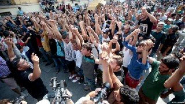 Milhares de jihadistas entram na Europa disfarçados de refugiados
