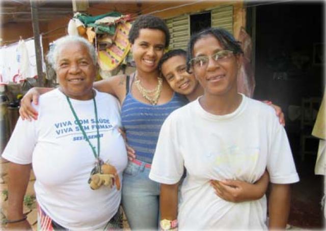 Catadora de latinhas acha R$ 3,2 mil e devolve