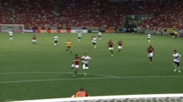 Coritiba cala quase 70 mil e vence o Flamengo com tranquilidade no Mané