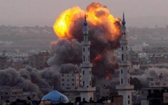 Israel revida bombardeio de grupo ligado ao Estado Islâmico