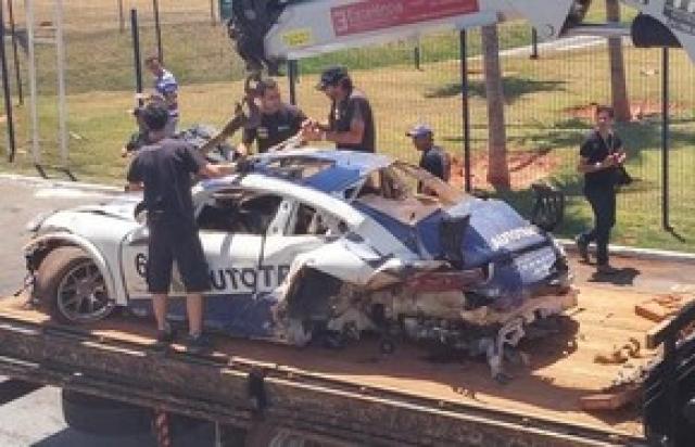 Pedro Piquet capota durante corrida e está hospitalizado em Goiânia; vídeo