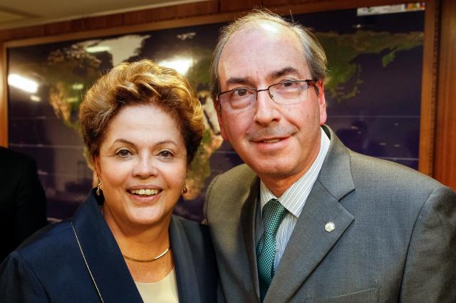 Eduardo Cunha arquiva 3 pedidos de impeachment de Dilma; restam 10