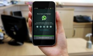 Uso do Whatsapp no trabalho pode dar demissão; veja regras e riscos