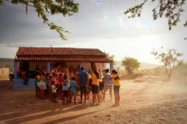 Ministério Entre Jovens realiza atividades missionárias com adolescentes