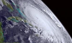 “Extremamente perigoso”, furacão Joaquín atinge Bahamas e ameaça EUA