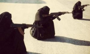 Conheça as estratégias do Estado Islâmico para atrair mulheres