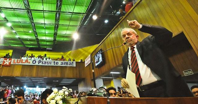 Lula pode assumir ministério até quarta