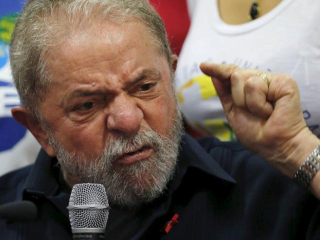 Lula não explica doações de empreiteiras e ironiza: ‘presidente que se preze não discute dinheiro de