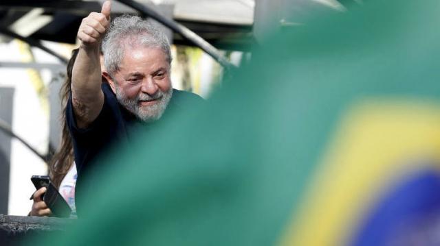 Lula diz à PF que em 2018 vai ser candidato à presidência