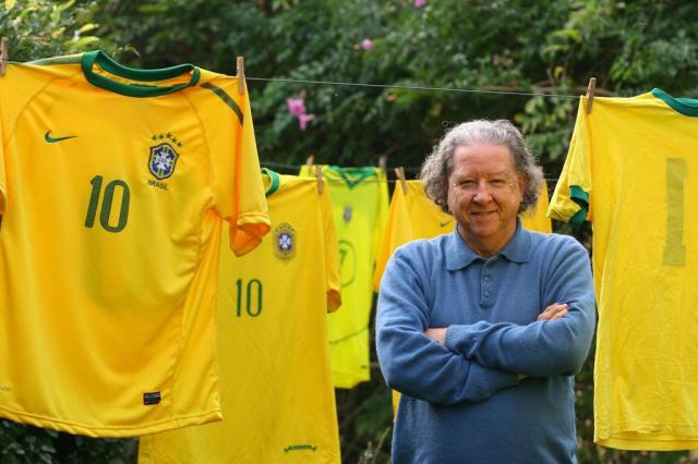 Criador da camisa da Seleção critica uso em protesto