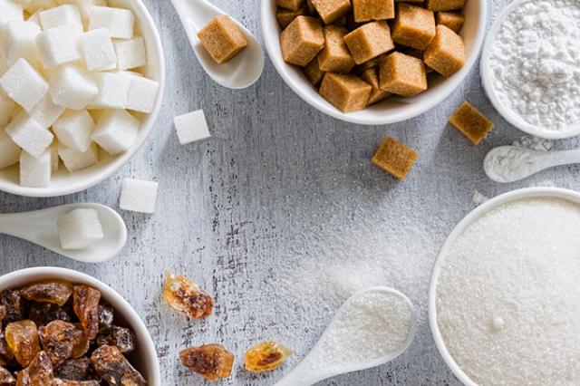 ALIMENTAÇÃO E HÁBITOS SAUDÁVEIS