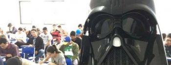 Professor de Direito aplica provas fantasiado de Darth Vader